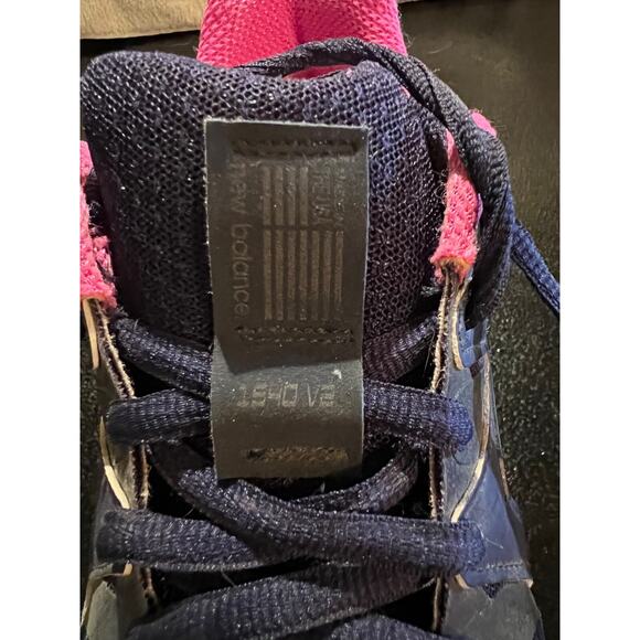 Size 9.5 - New Balance 1540v2 Blue - Picture 7 of 16